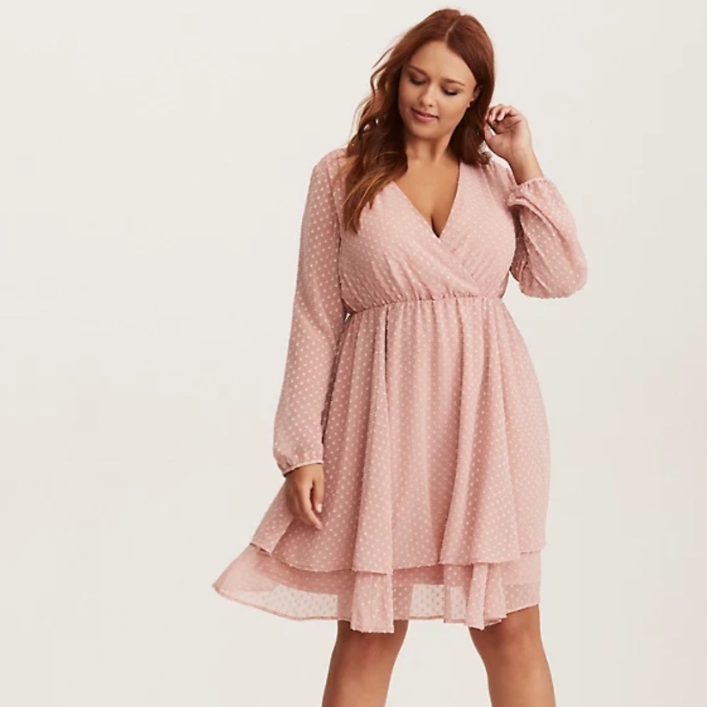 Torrid BLUSH TEXTURED CHIFFON SURPLICE SKATER DRESS pink sz 2 2x